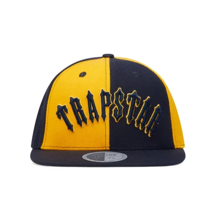 Cappello Trapstar Irongate ad aderente – Blu scuro/Giallo